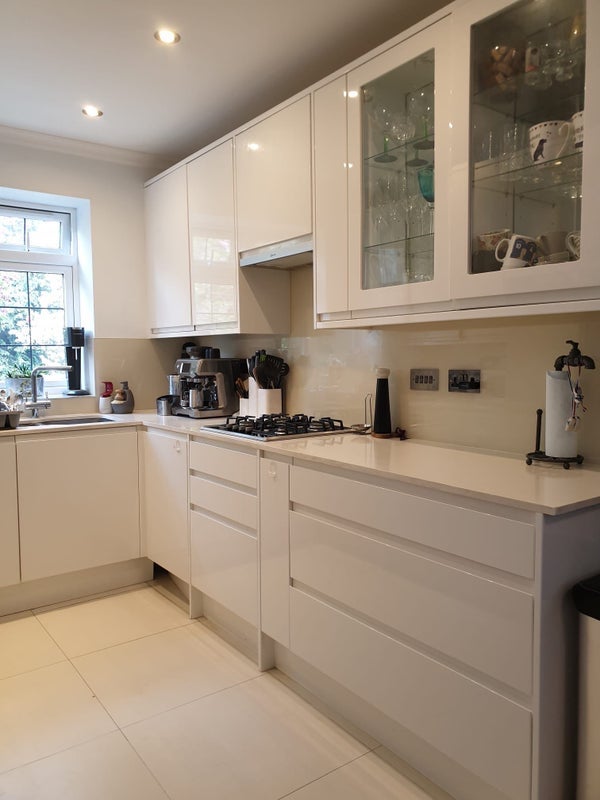Room Village Road in Greater London