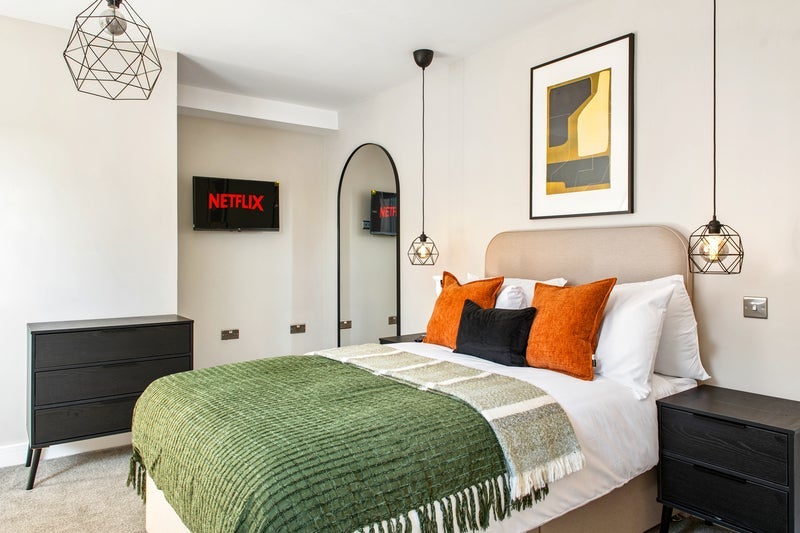 Room Hemlock Avenue in Nottingham