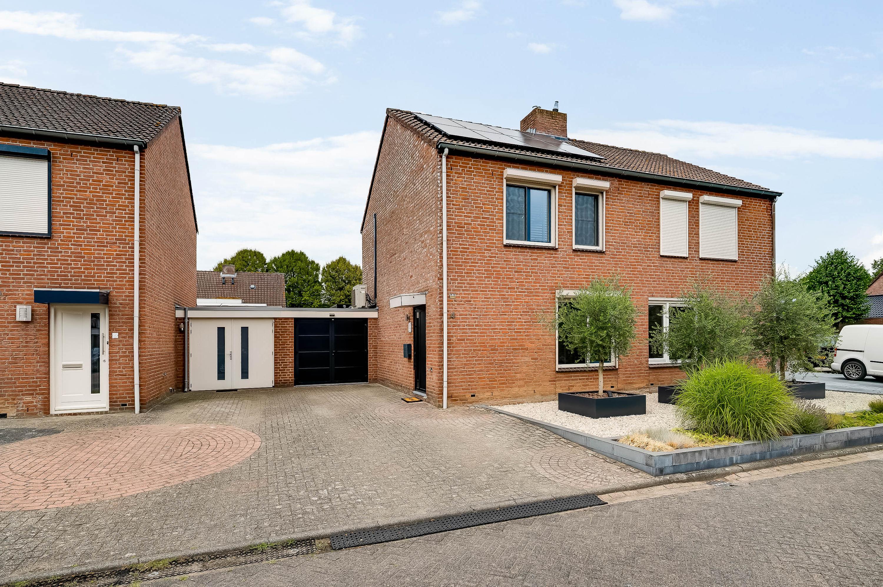 Huis Coupmansstraat 4 in Roggel