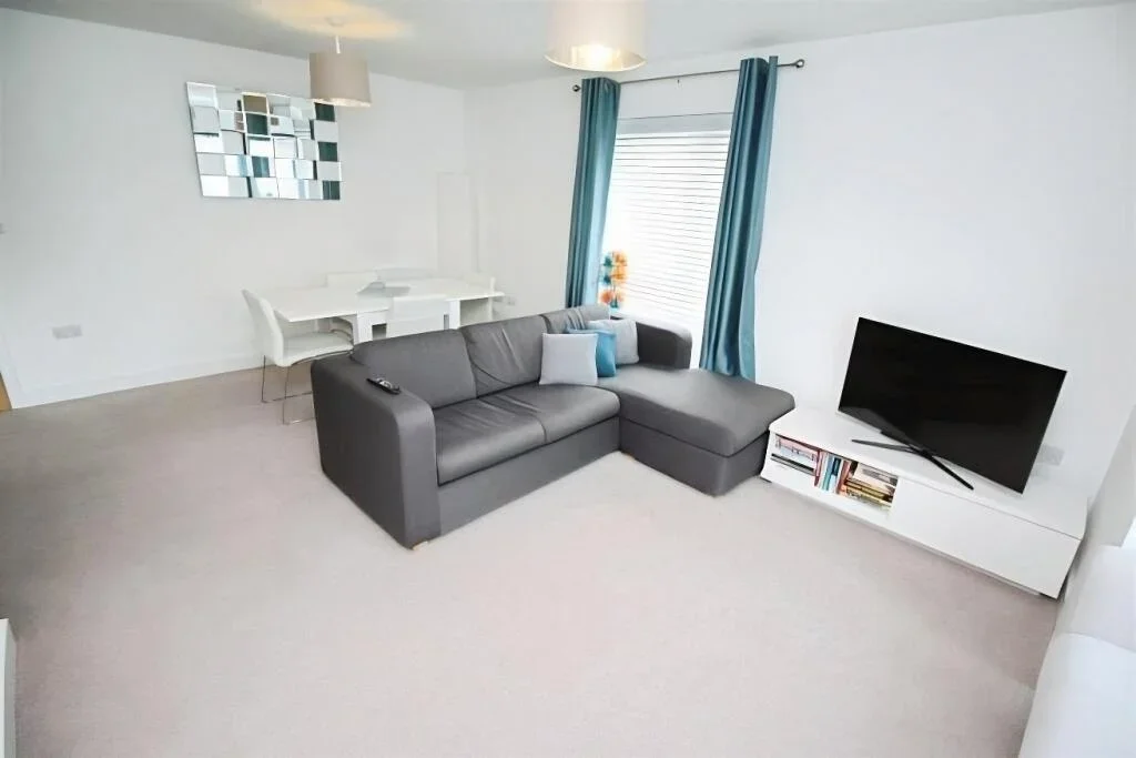Flat Ada Walk in Milton Keynes