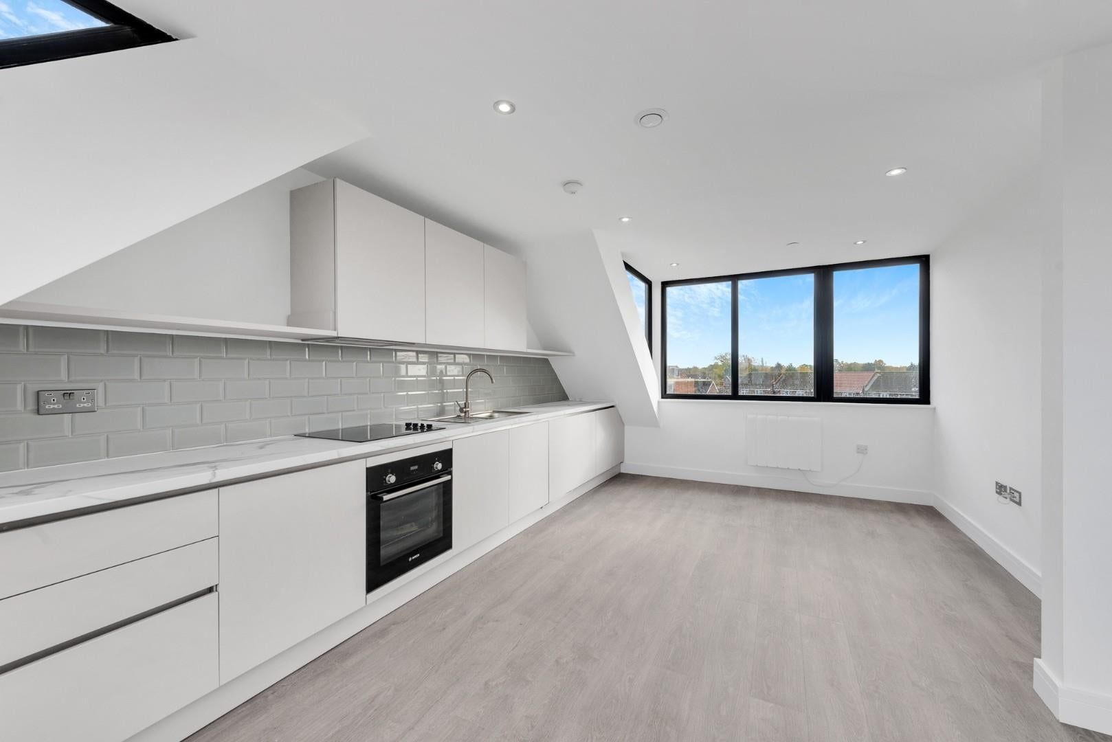 Flat Victoria Road in Reigate and Banstead