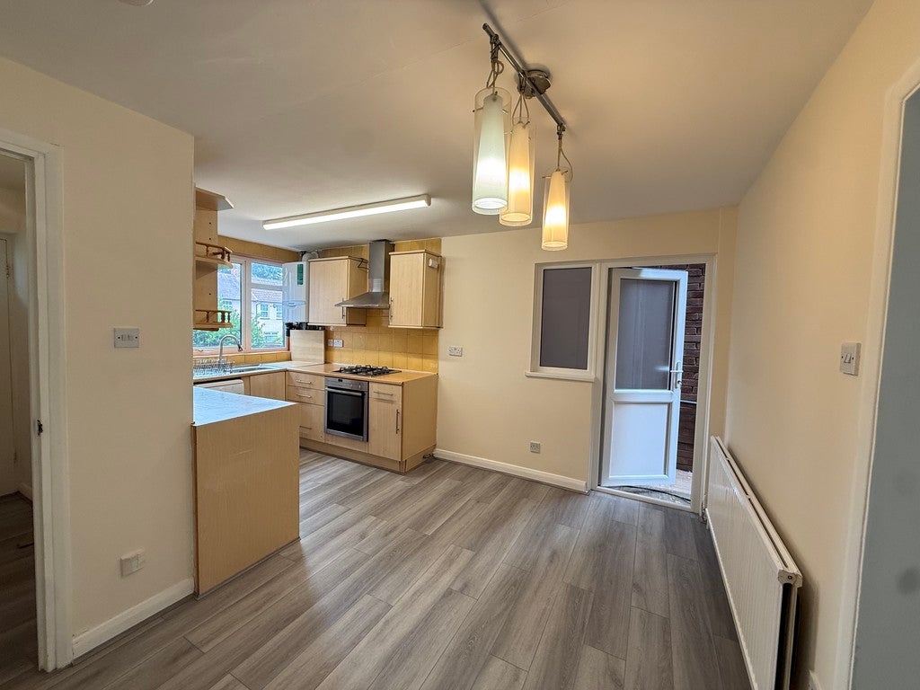 House Chase Side in Greater London