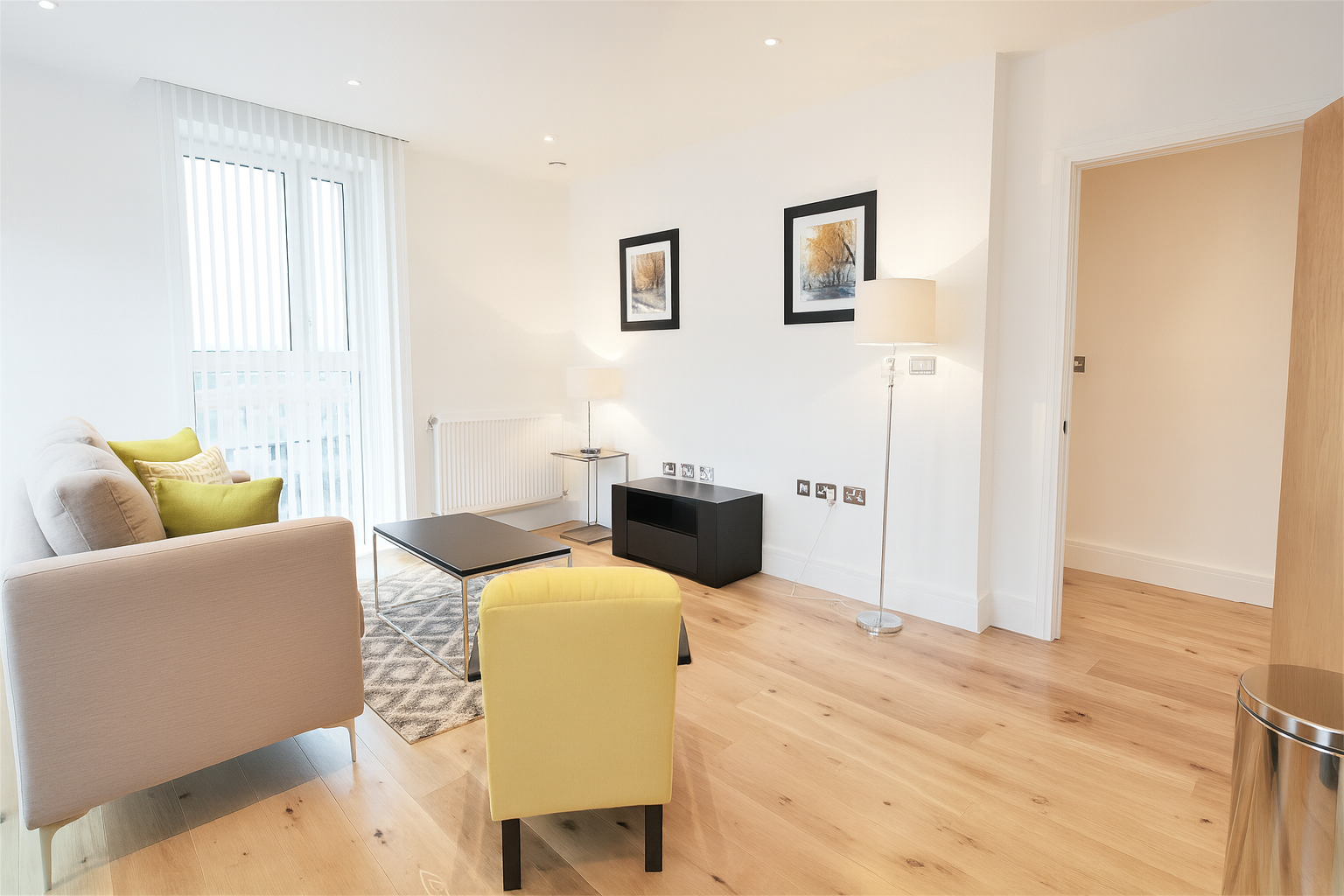Flat Nelson Street in Greater London