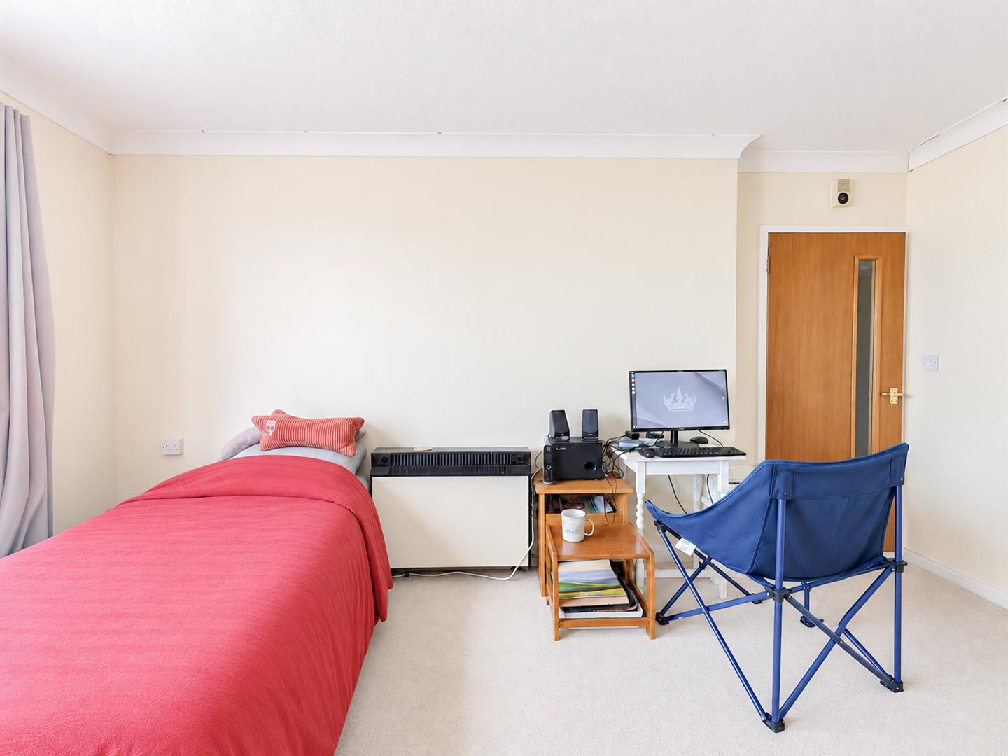 Flat Denmark Place in St Leonards