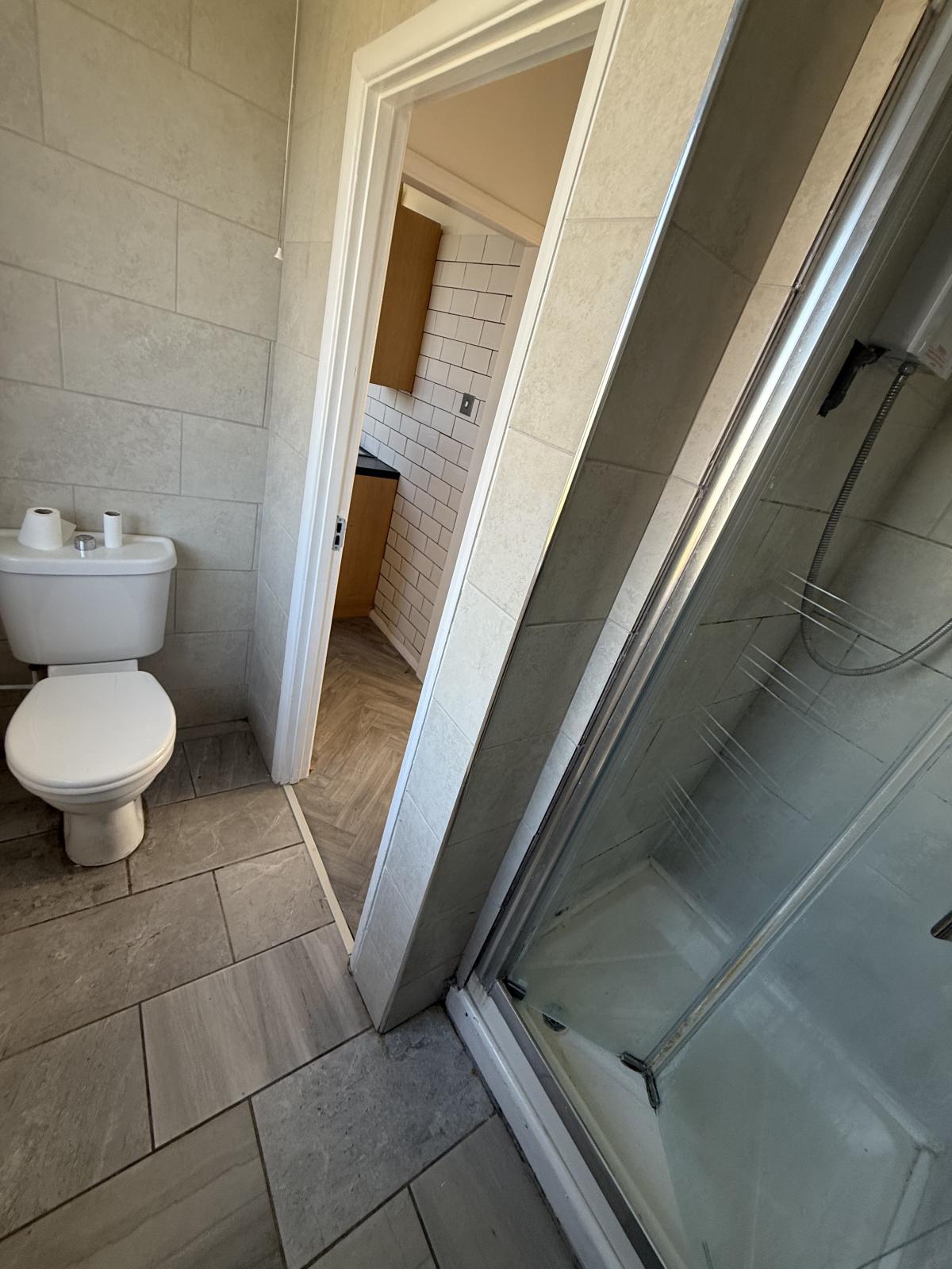 Flat Masefield Lane in Greater London