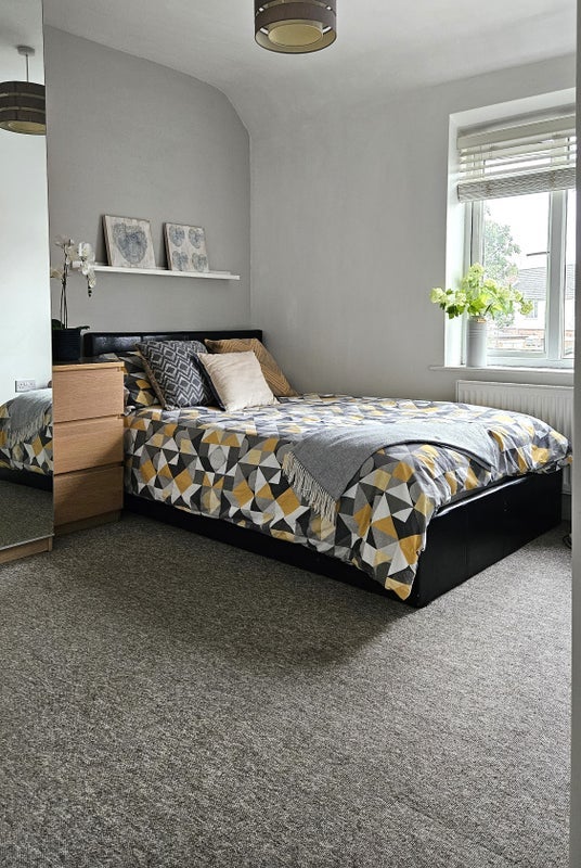 Room Fleming Mead in Greater London