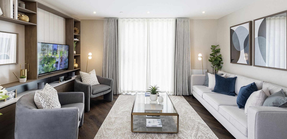 Flat Eden Grove in Greater London