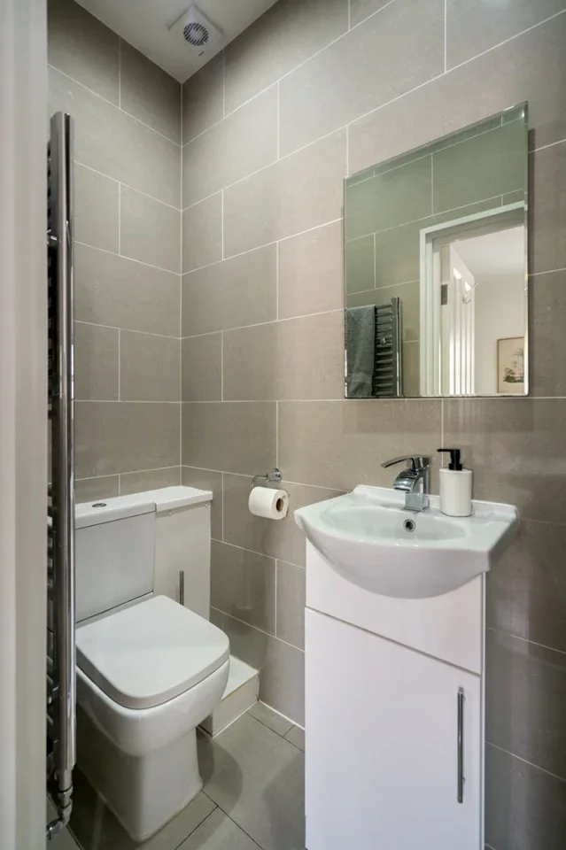 Room Bethnal Green Road in Greater London