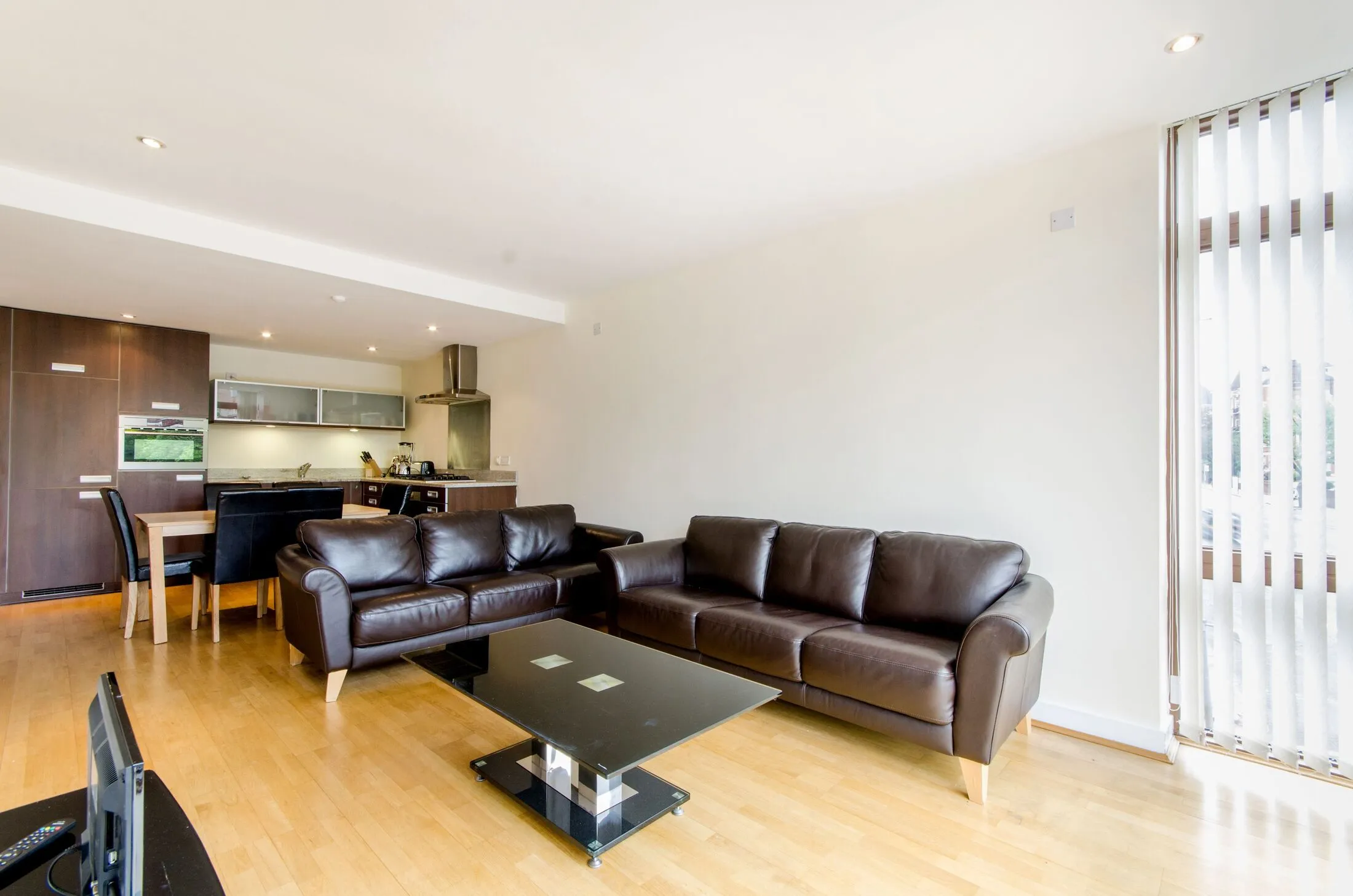 Flat Lymington Road in Greater London