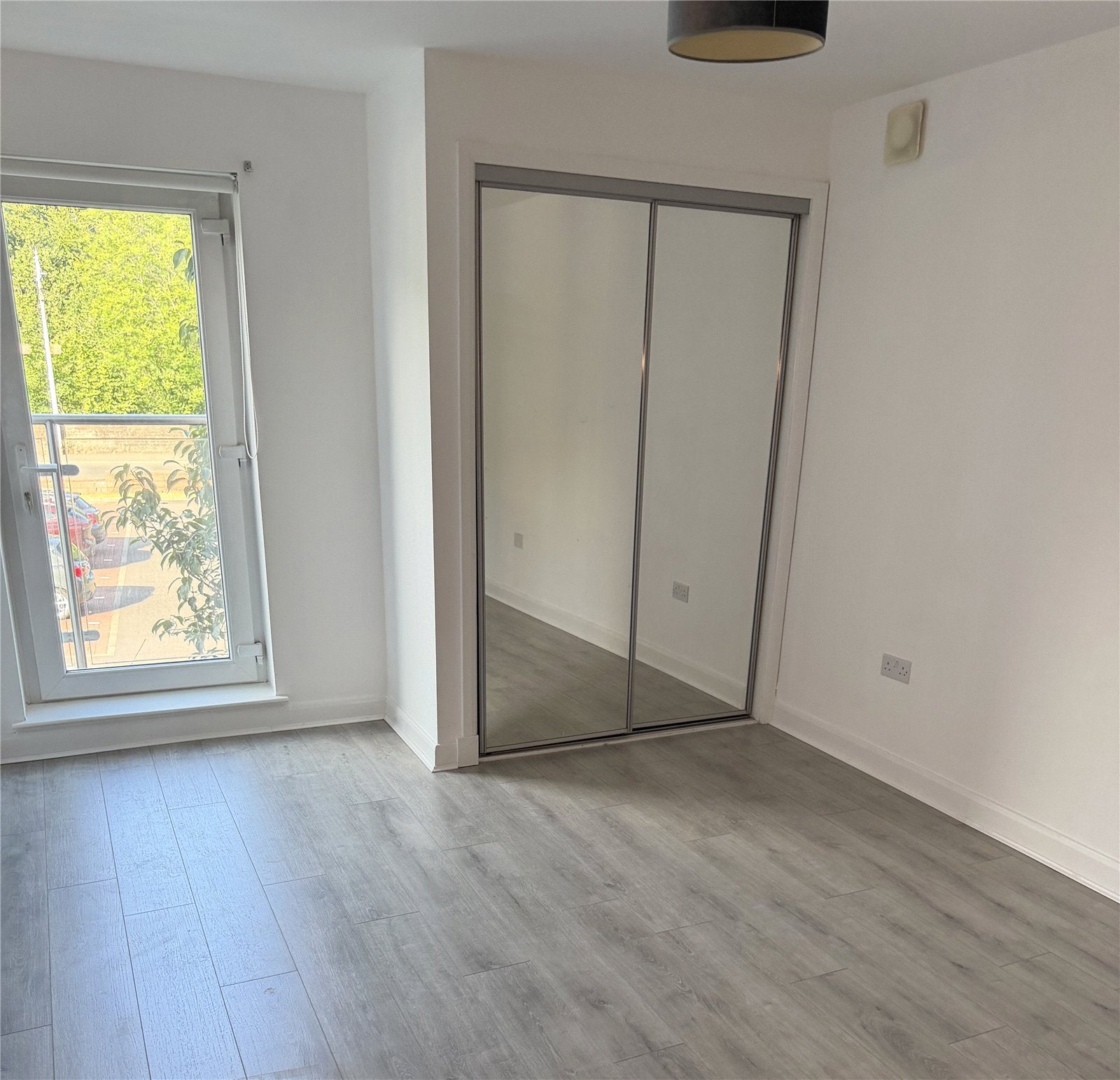 Flat Bothwell Mews in Uddingston