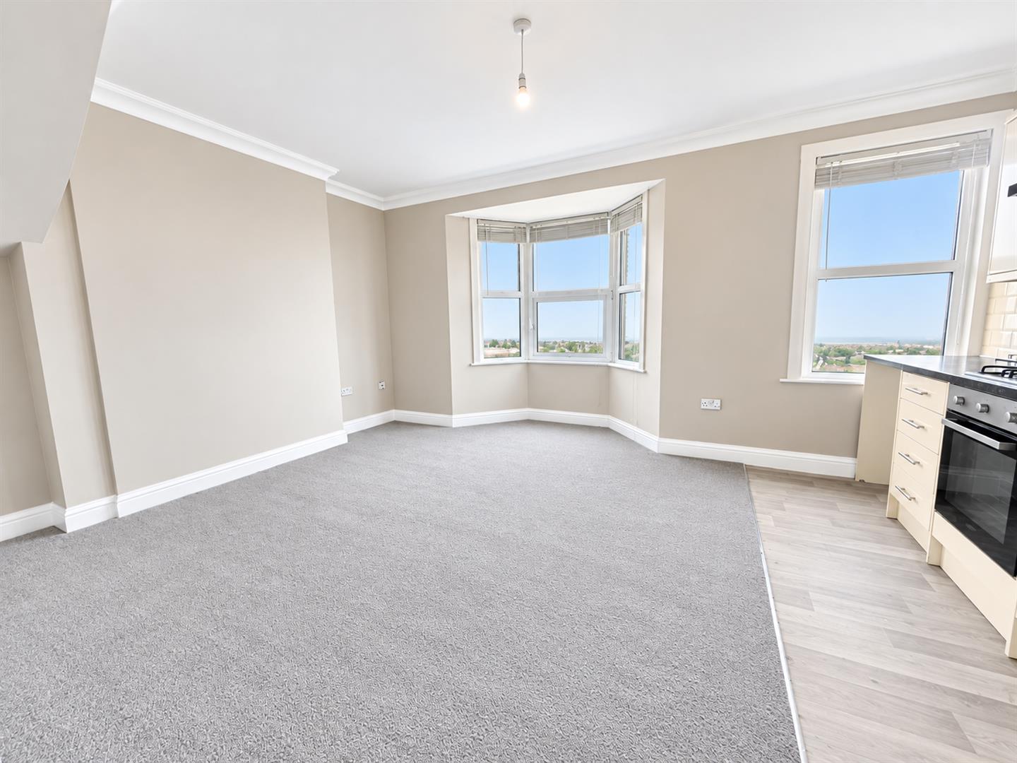 Flat Central Parade in Herne Bay