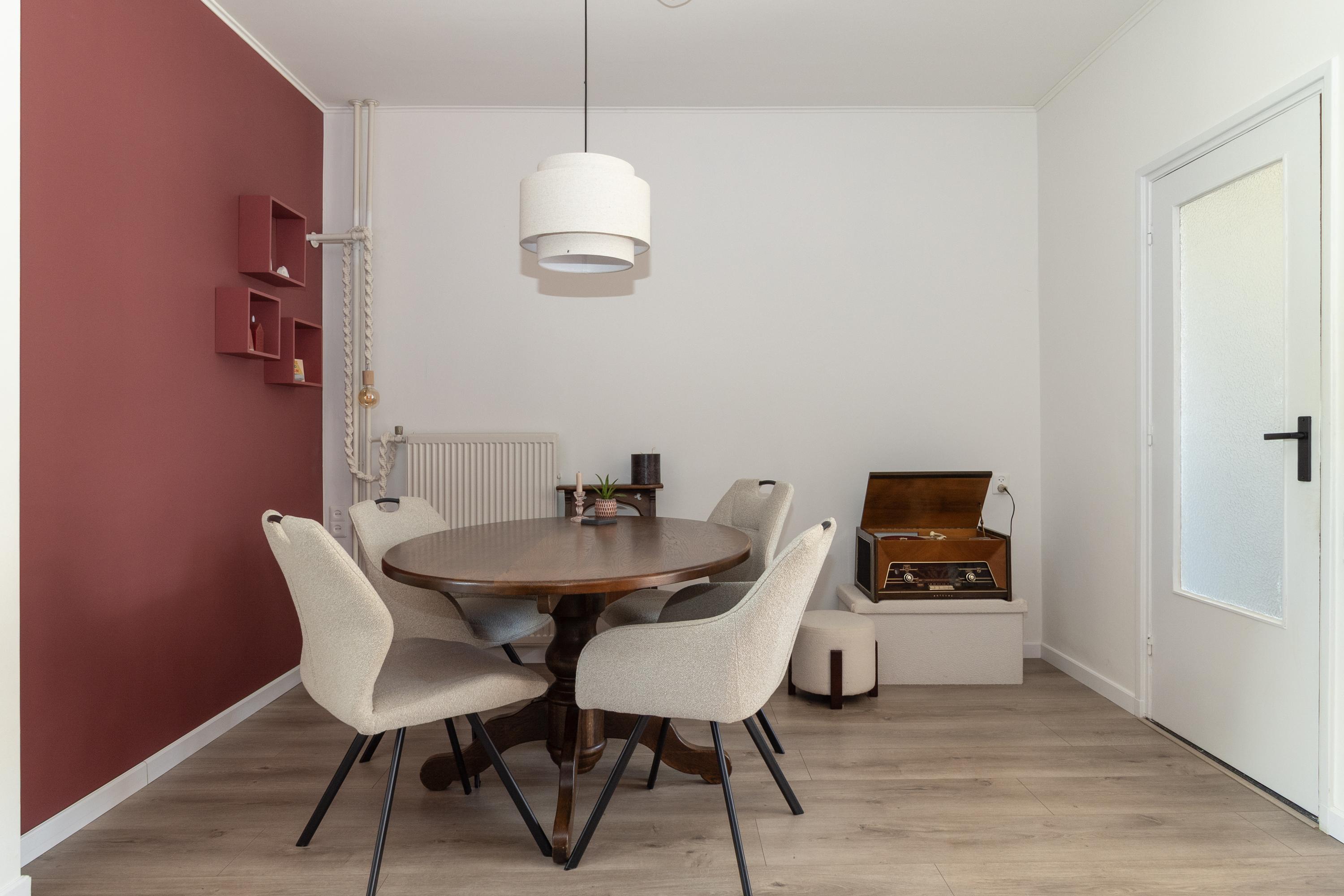 Tussenwoning te koop: Nachtegaalstraat 52, Geleen