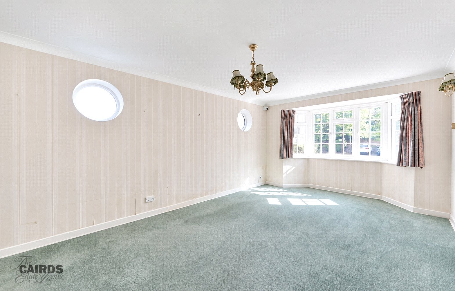 Flat Downside in Epsom and Ewell