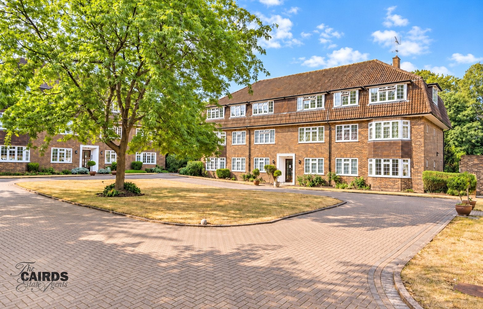 Flat Downside in Epsom and Ewell