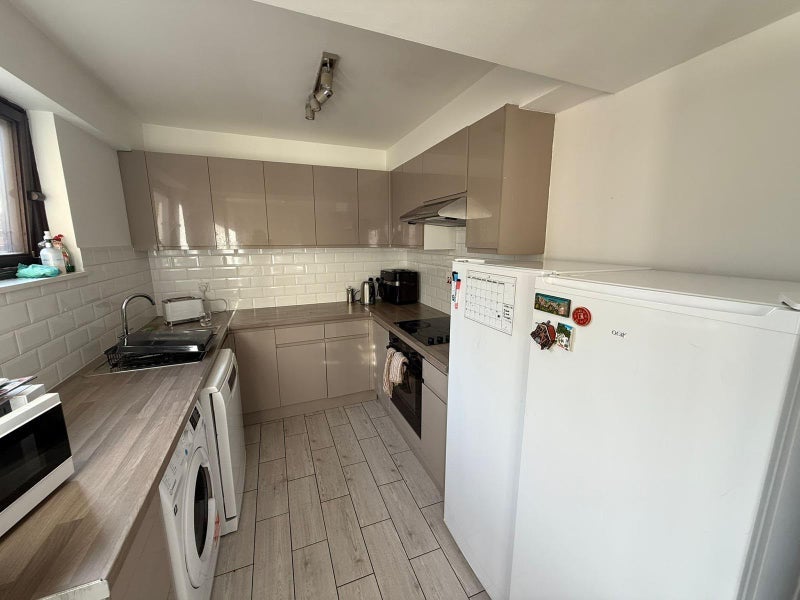 Room Leather Lane in Greater London