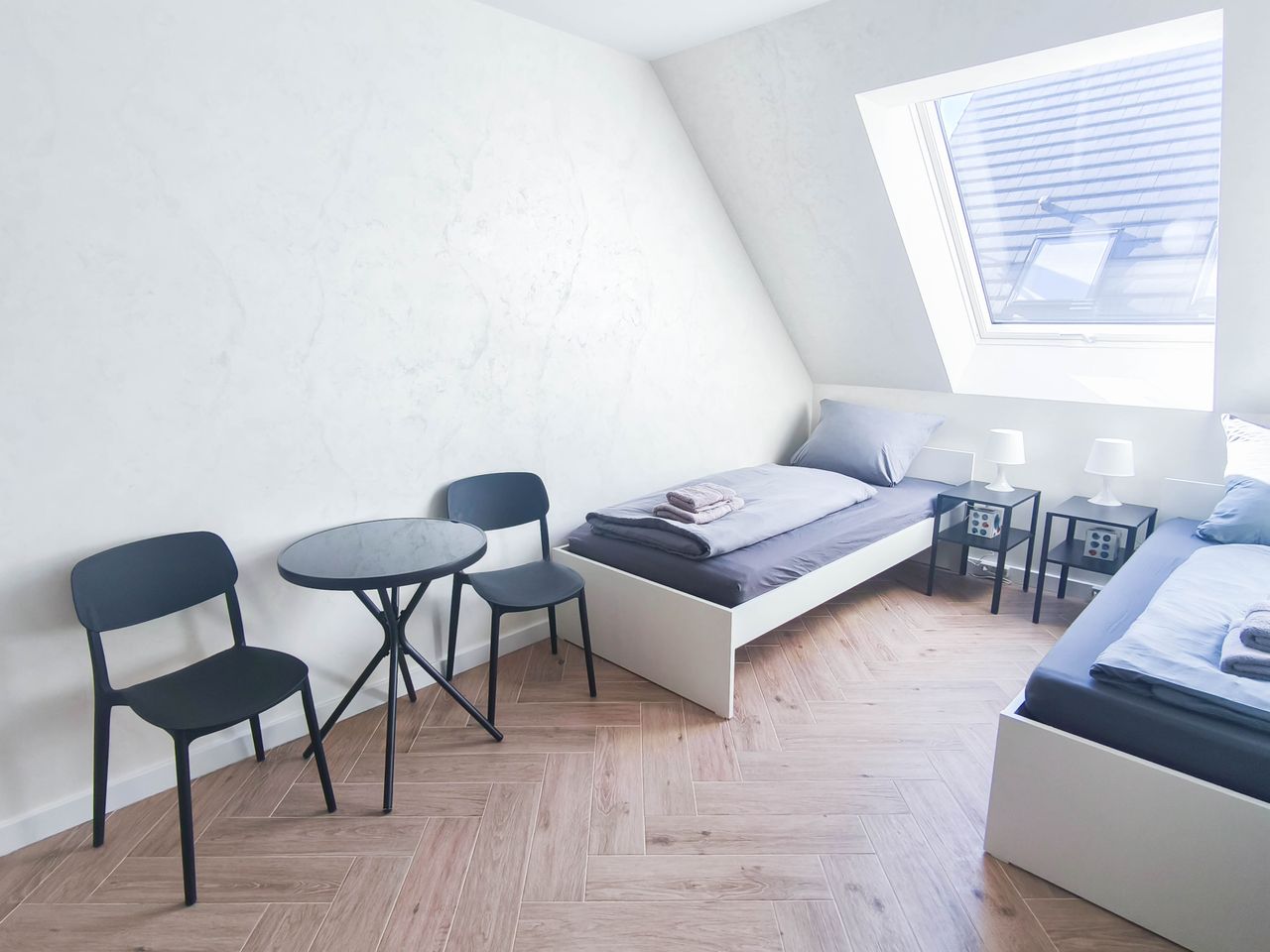 Zimmer Bietigheimer Straße in Stuttgart