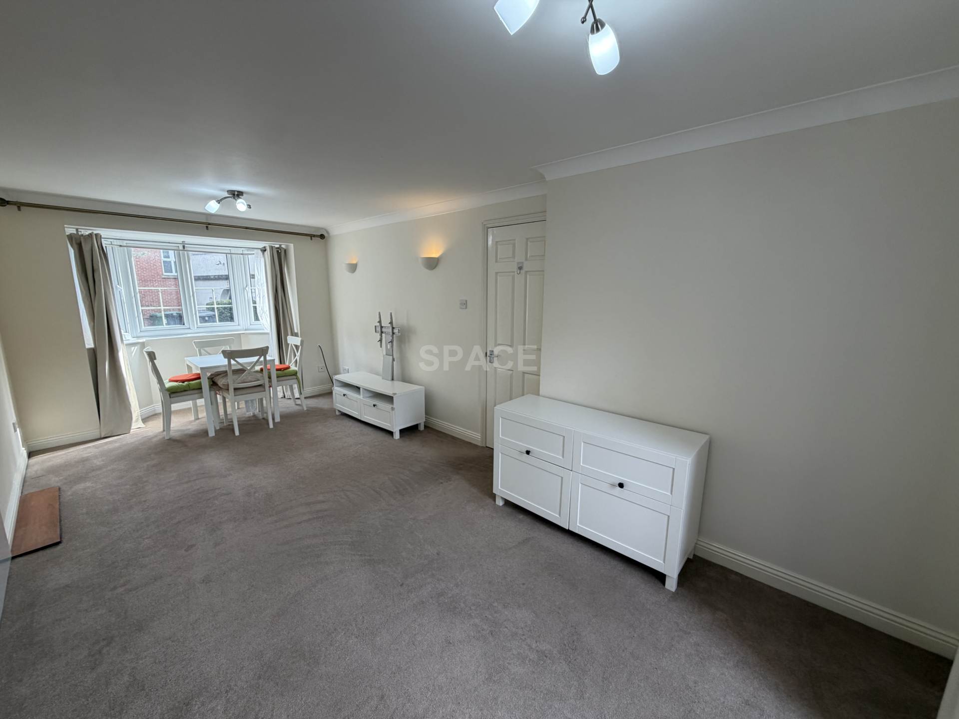 Flat Fobney Street in Reading