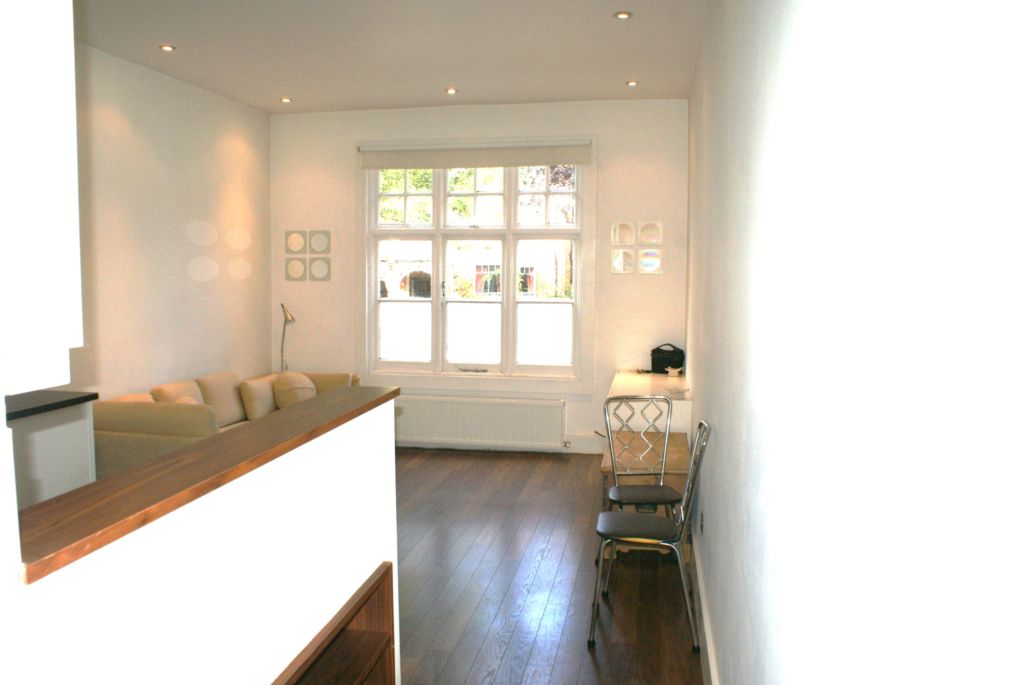 Flat Coniston Road in Greater London