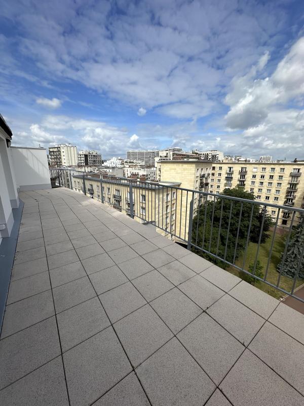 Flat Rue Desnouettes in Paris