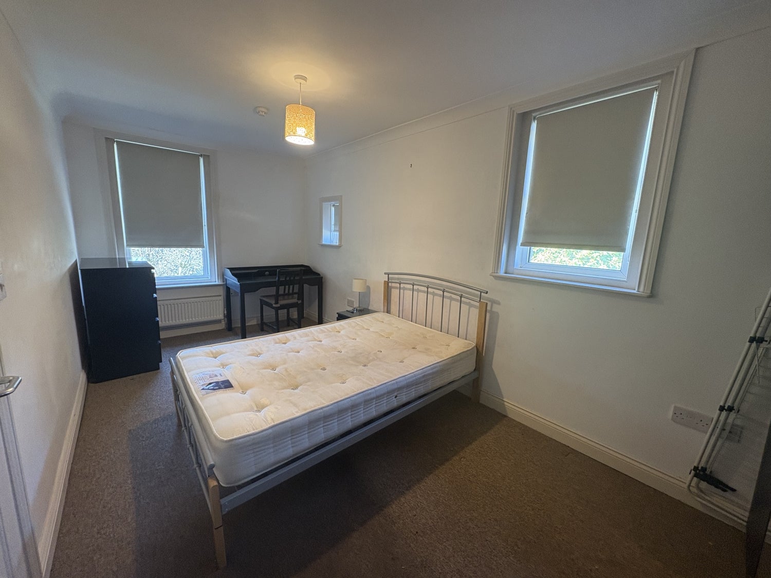 Room Bournemouth Road in Poole