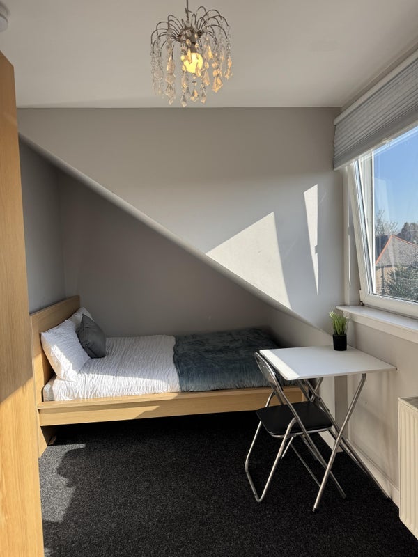 Room Carrick Knowe Grove in City of Edinburgh