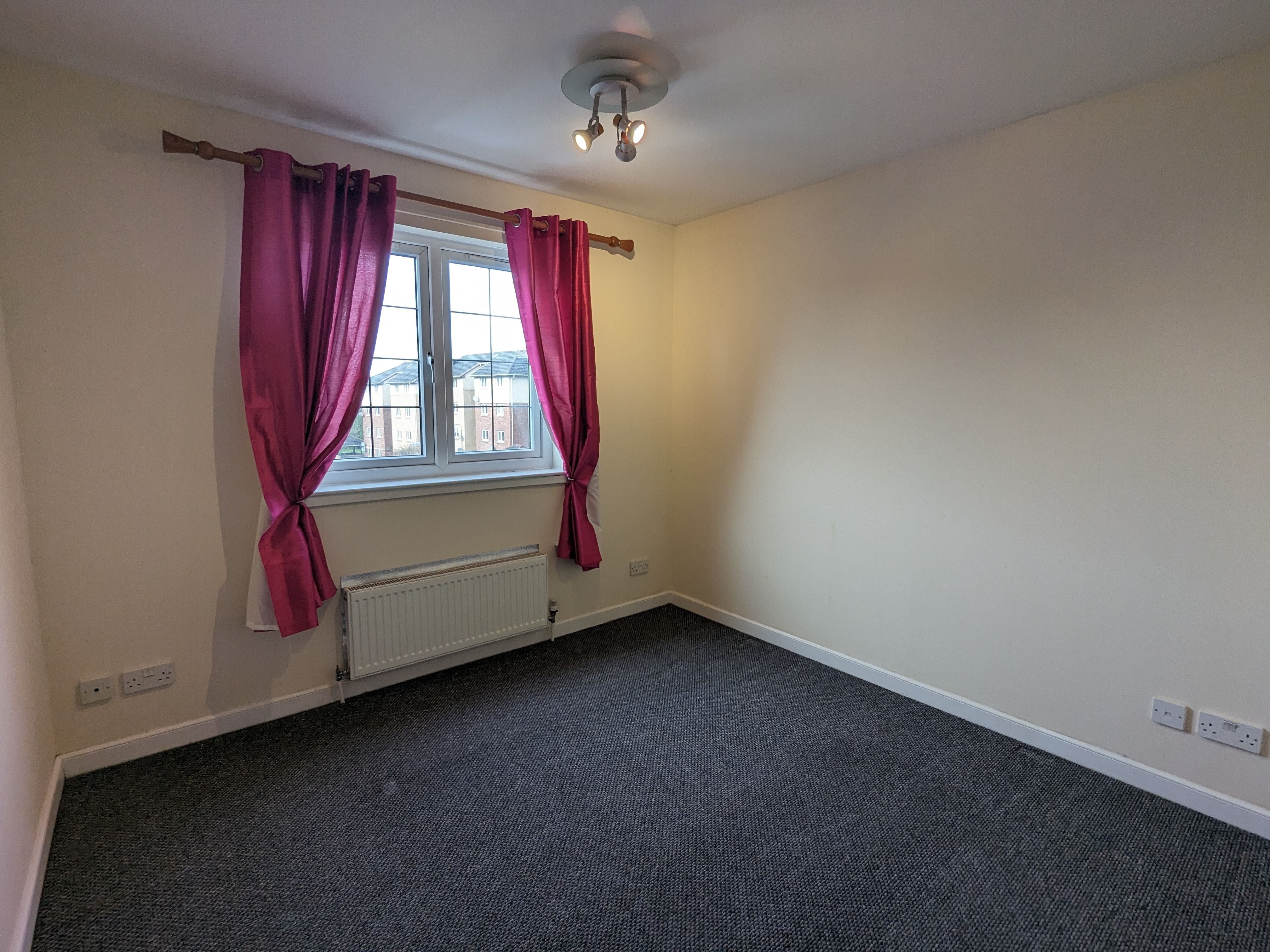 Flat Burnvale Place in Livingston