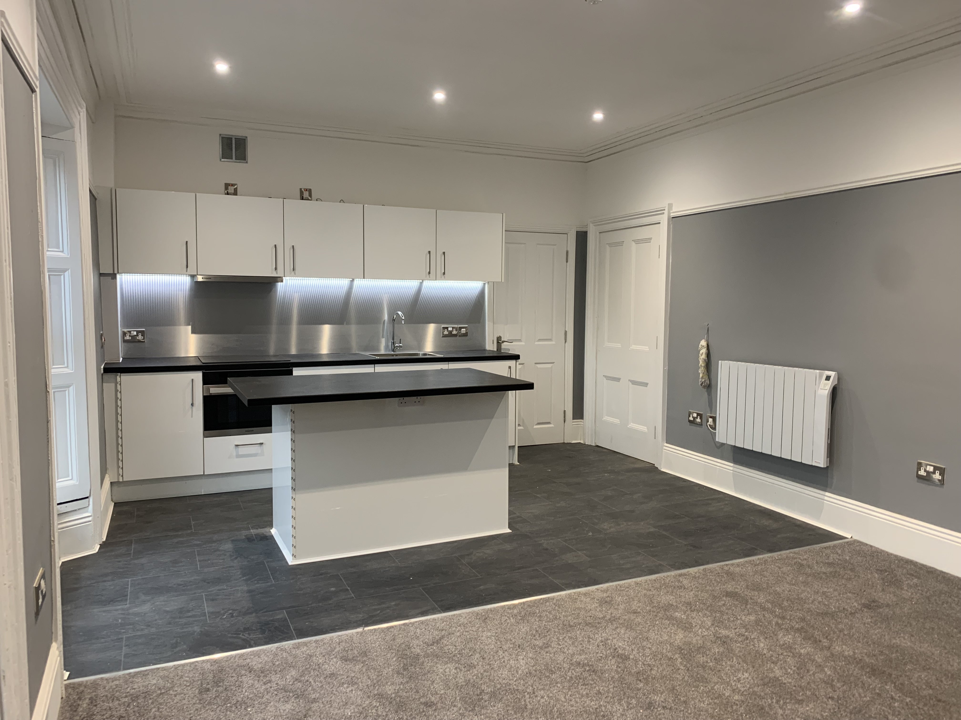 Flat Himley Road in Dudley
