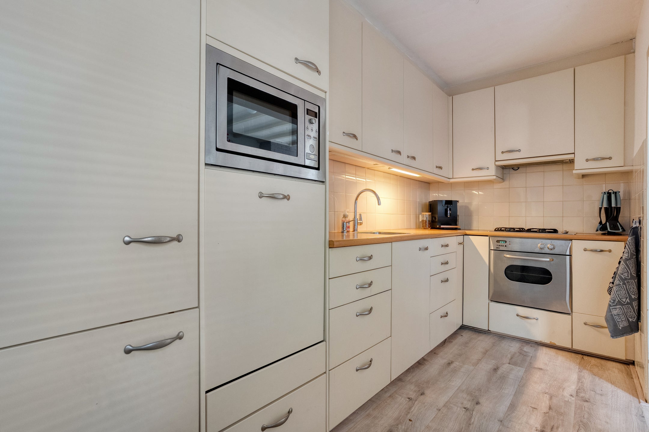 Tussenwoning te koop: Jan van Galenstraat 3, Meppel