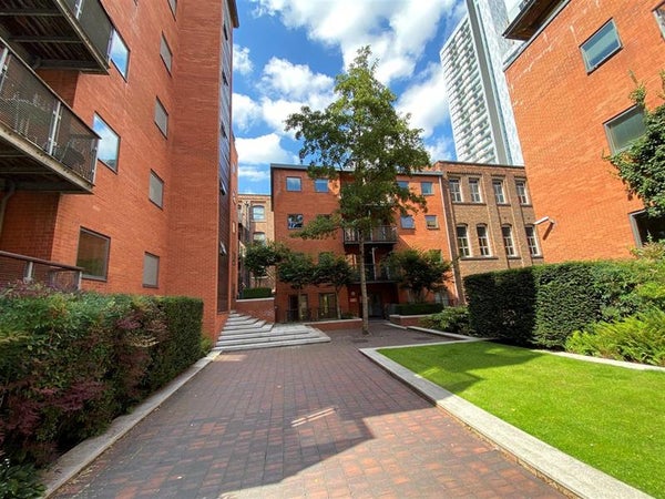 Flat Hulme Street in Manchester