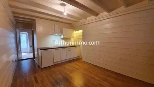 Appartement Rue Jean Jaurès à Lons-le-Saunier
