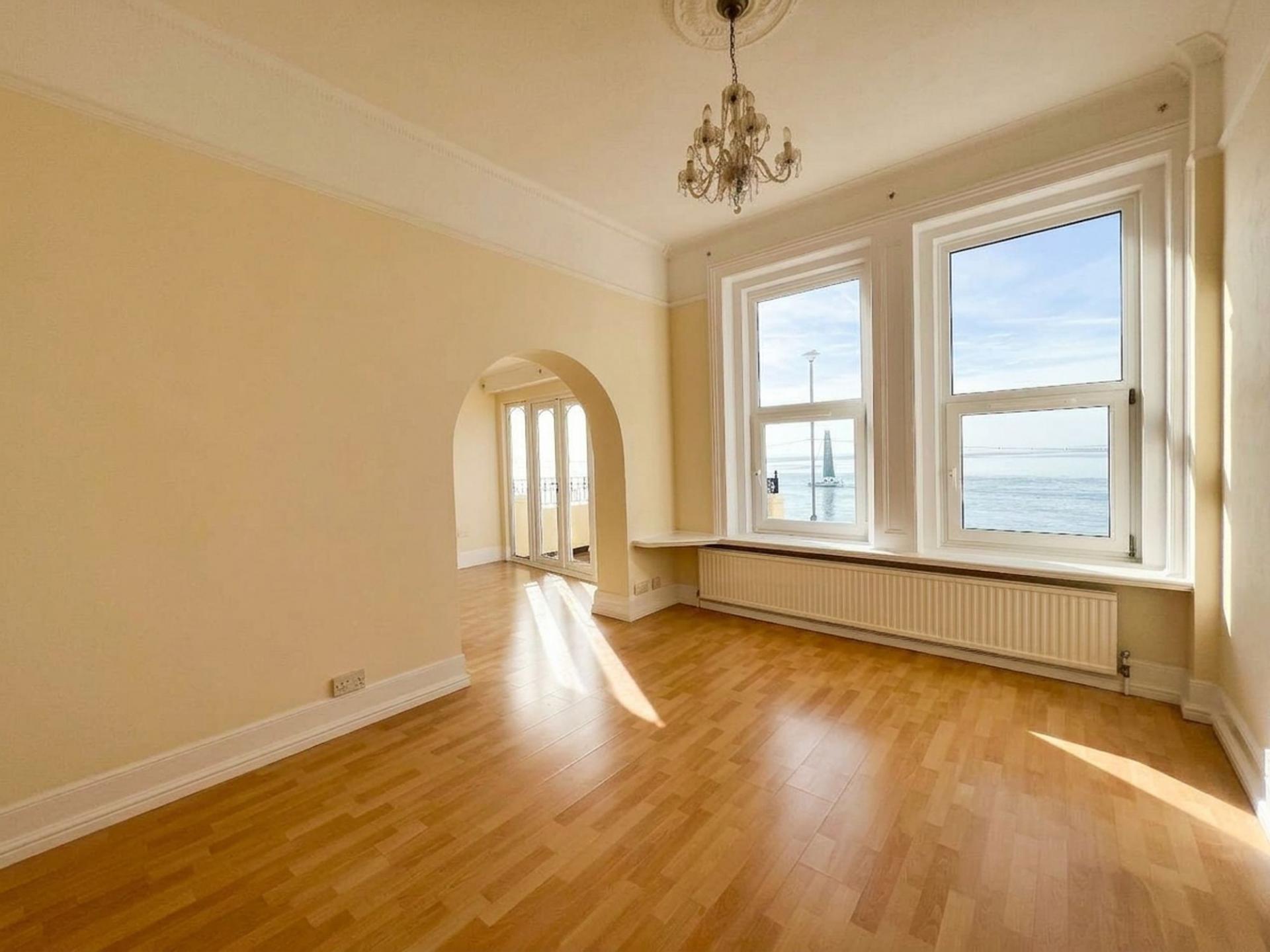 Flat West View in Penyffordd