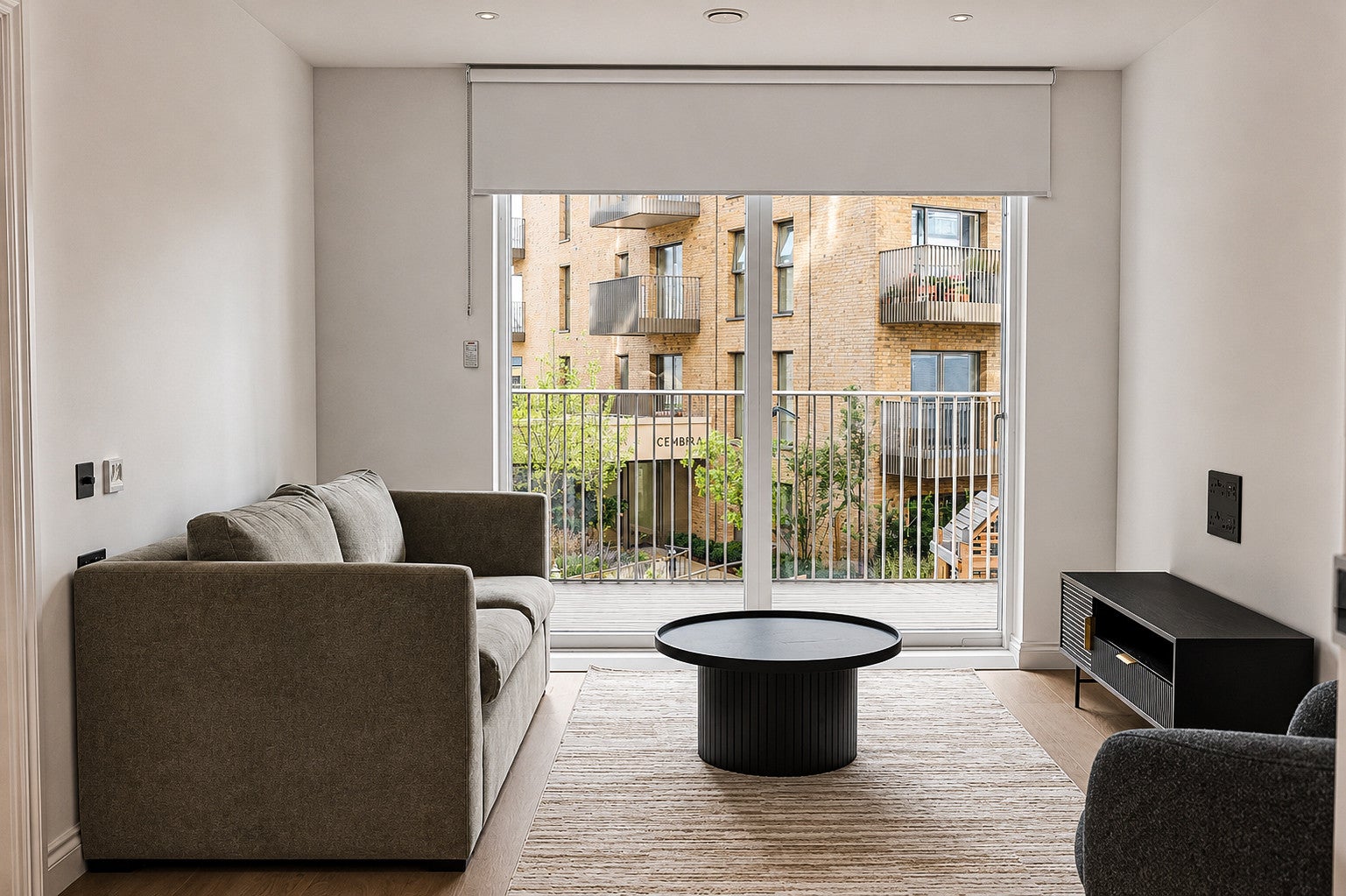 Flat Stephendale Road in Greater London