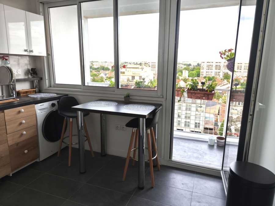 Flat Avenue Aristide Briand in Montrouge