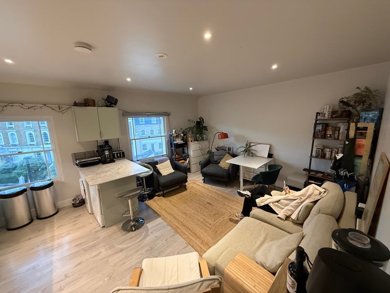 Room Camden Park Road in Greater London