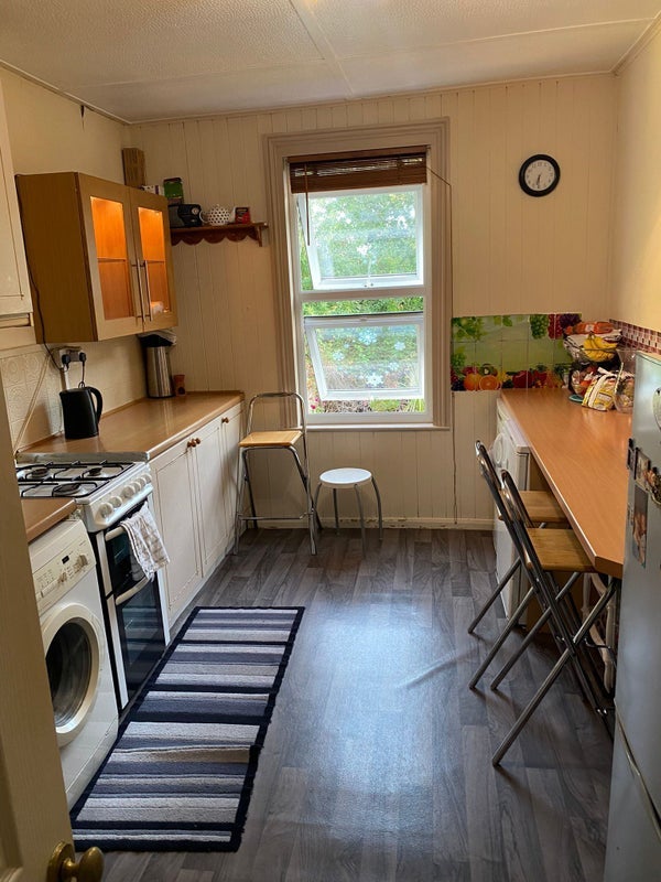 Room Marlborough Hill in Greater London