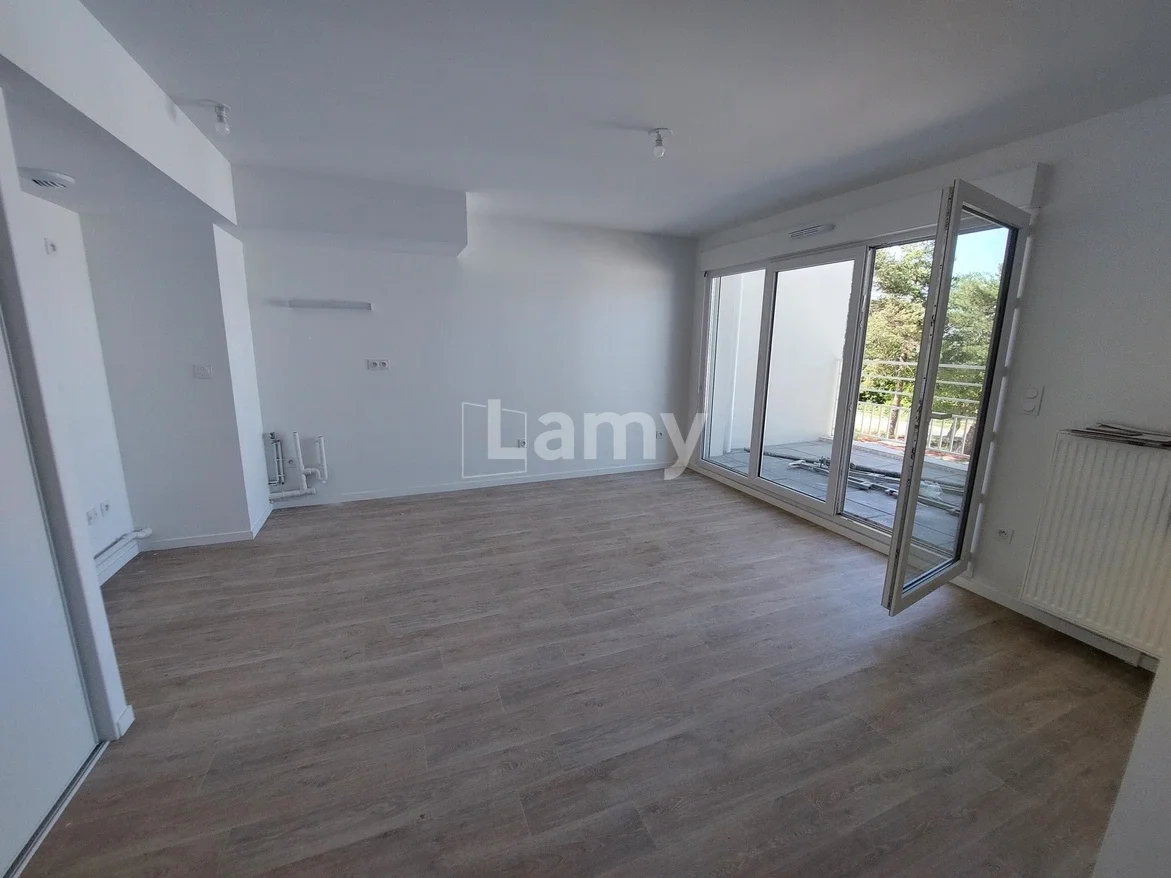 Flat Rue Jean Besson in Royan