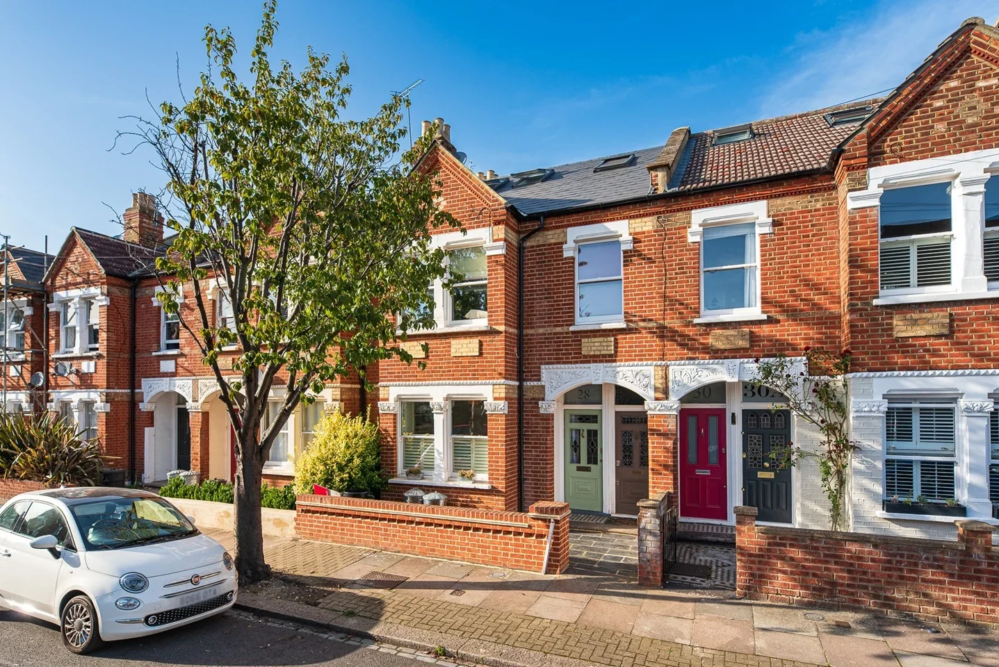 House Cargill Road in Greater London