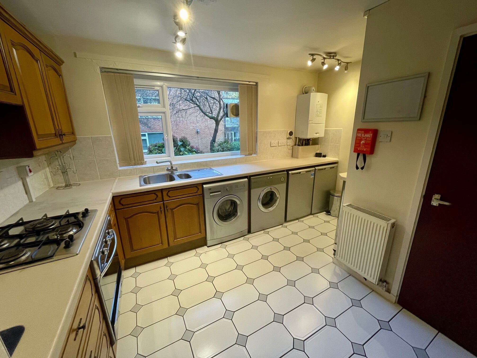Flat Selly Wick Drive in Birmingham