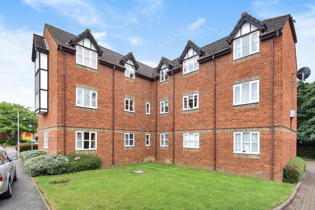 Flat Rembrandt Way in Reading