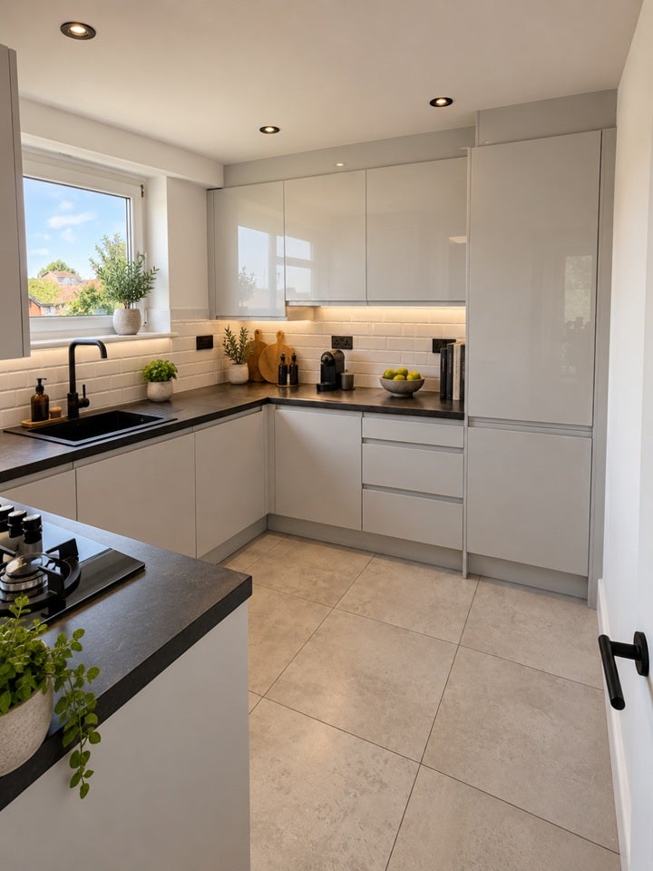 Flat Grand Drive in Greater London