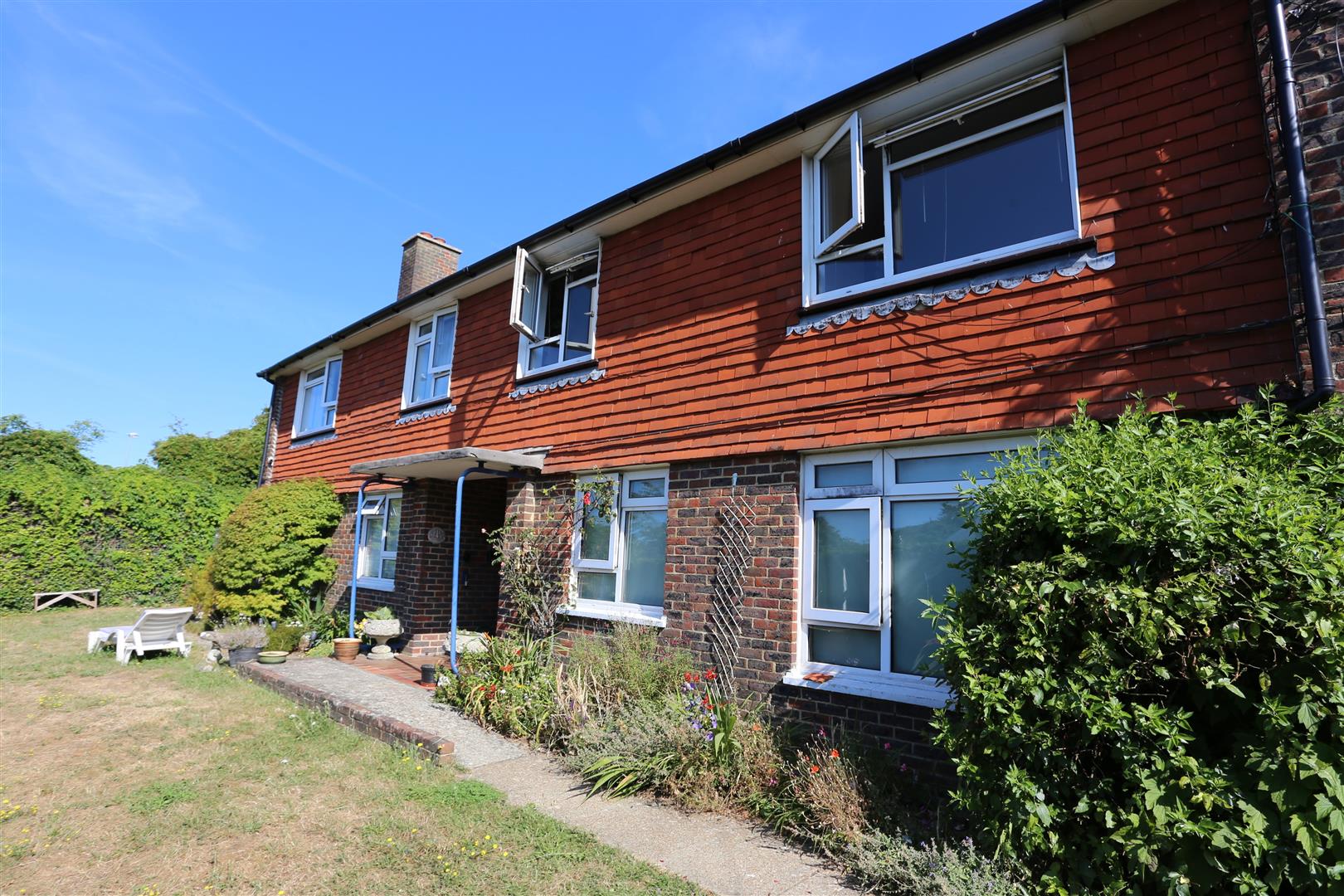 Flat Warmdene Road in Patcham