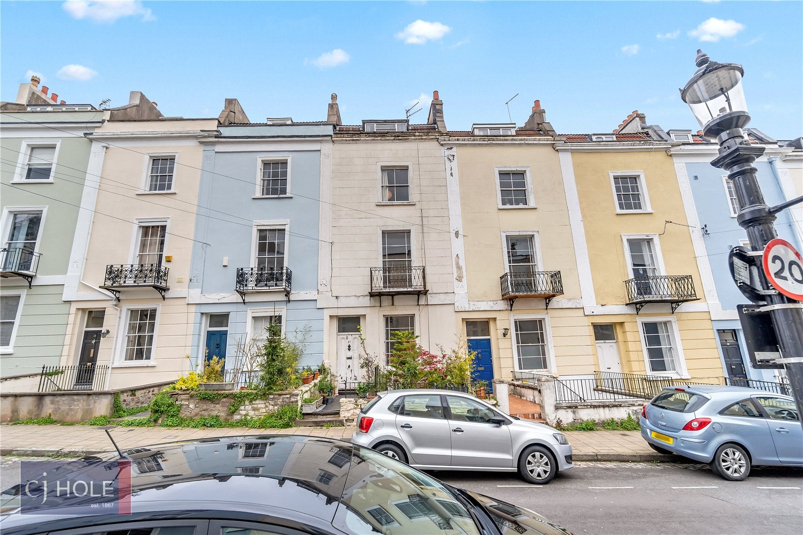 Room Southleigh Road in Bristol