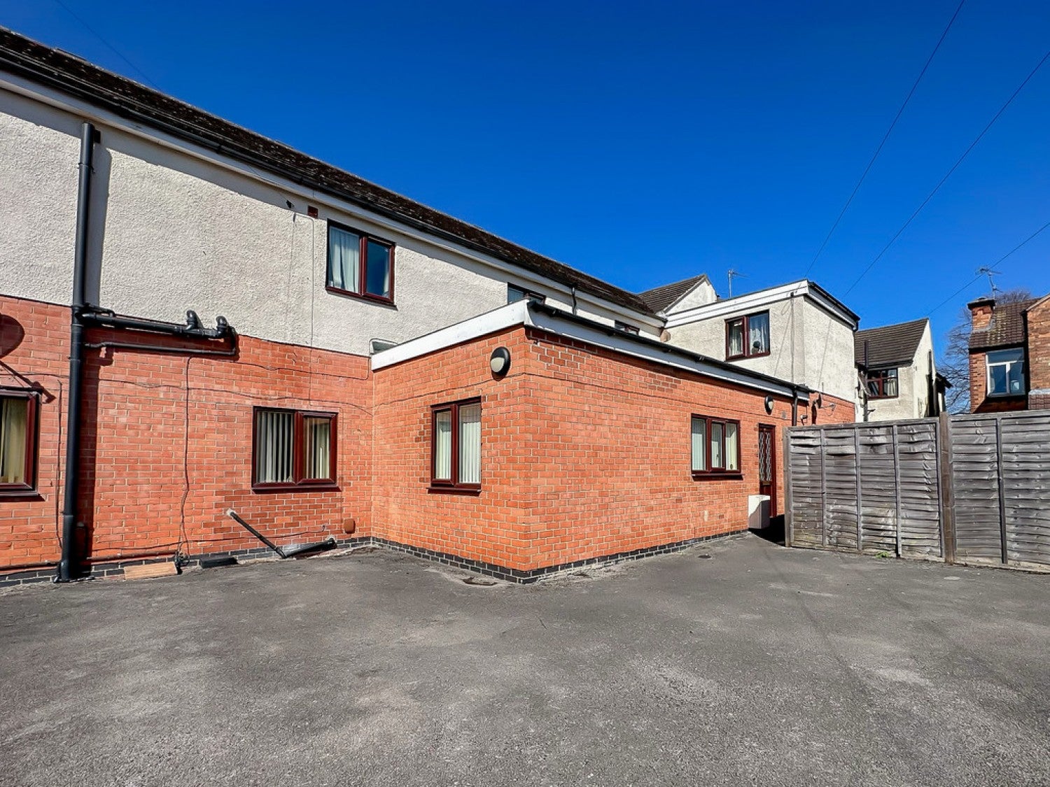 Flat Waverley Street in Derby