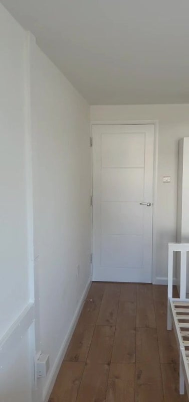 Room Birchway Close in Royal Leamington Spa