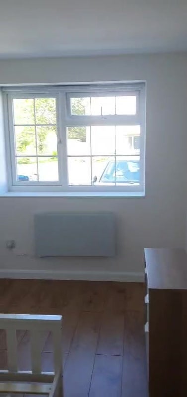 Room Birchway Close in Royal Leamington Spa