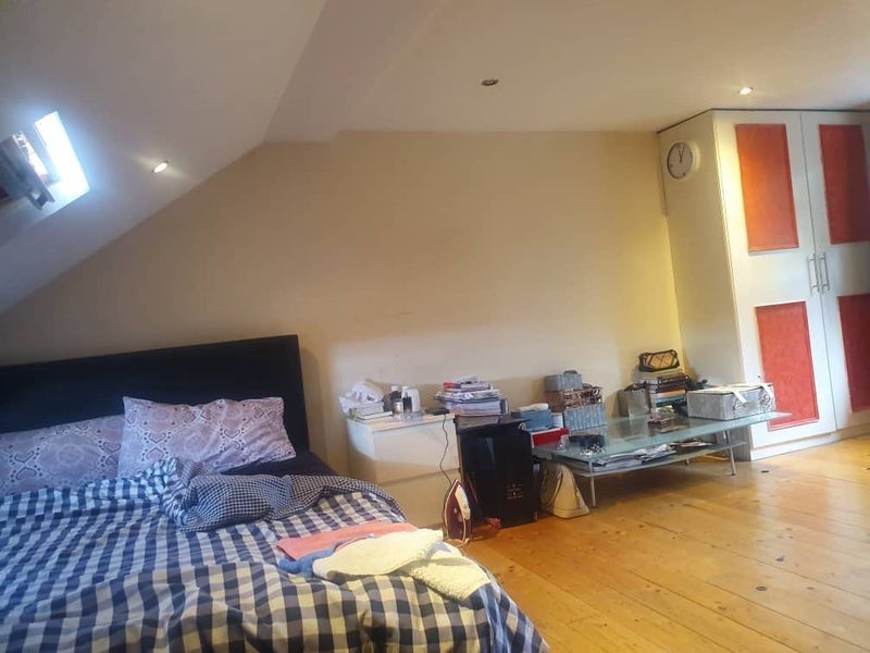 Room Glenister Park Road in Greater London