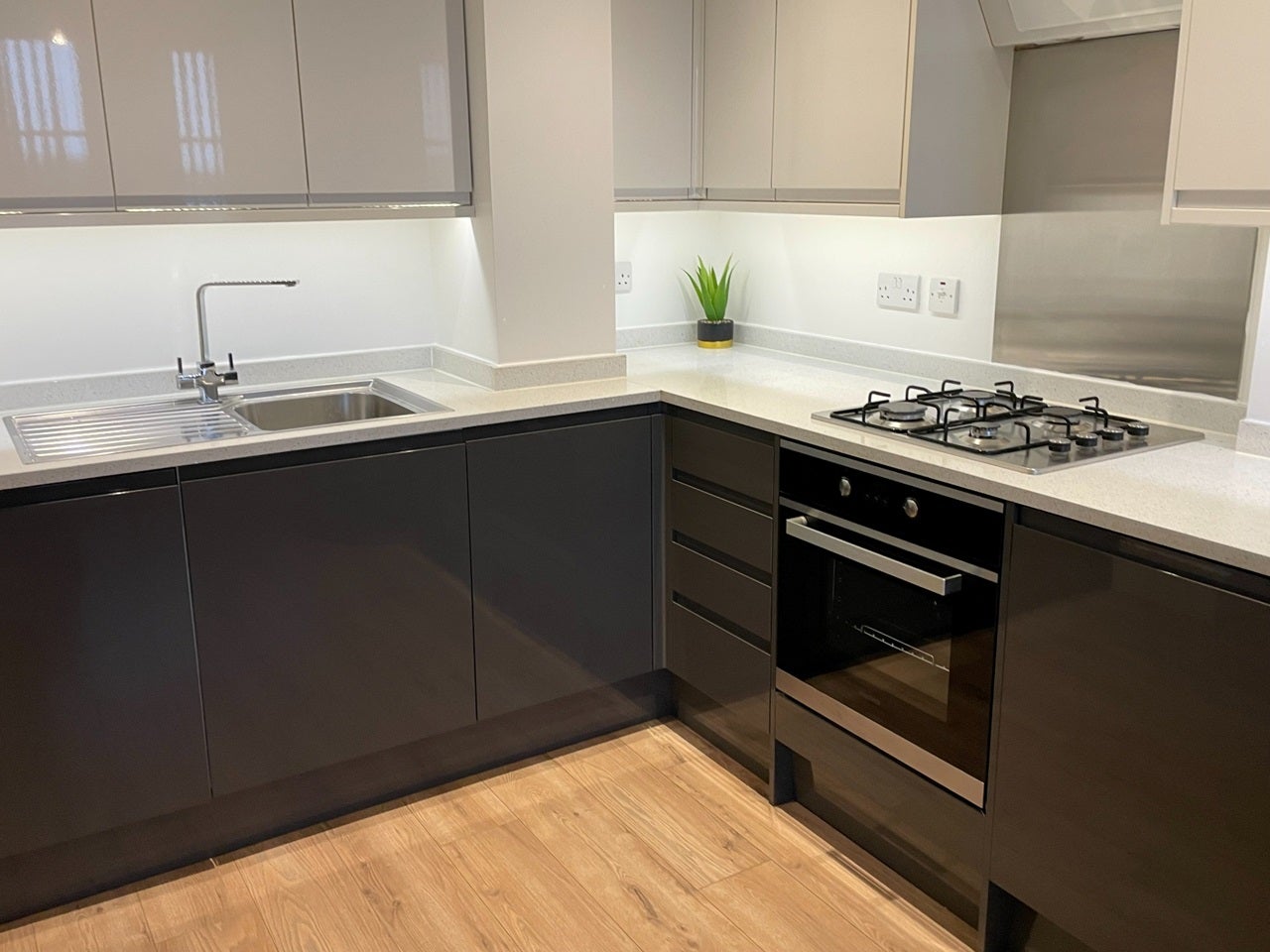 Flat Monarchs Way in Waltham Cross