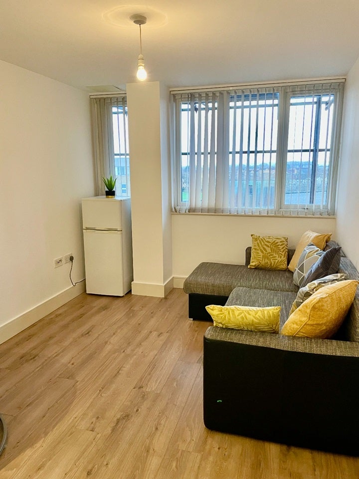 Flat Monarchs Way in Waltham Cross