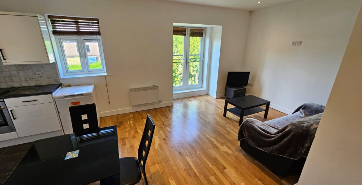 Flat Scott Hall Place in Leeds