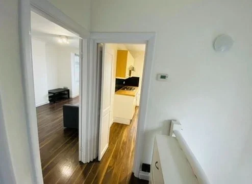 Flat Stilecroft Gardens in Greater London